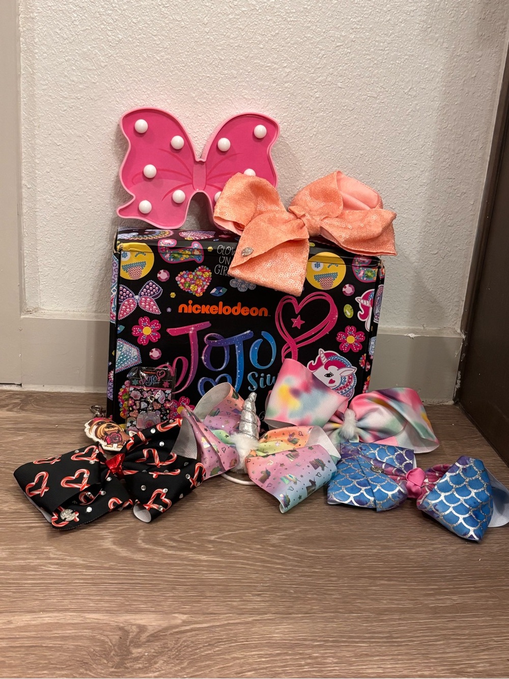 JoJo Siwa Bows and Accessories